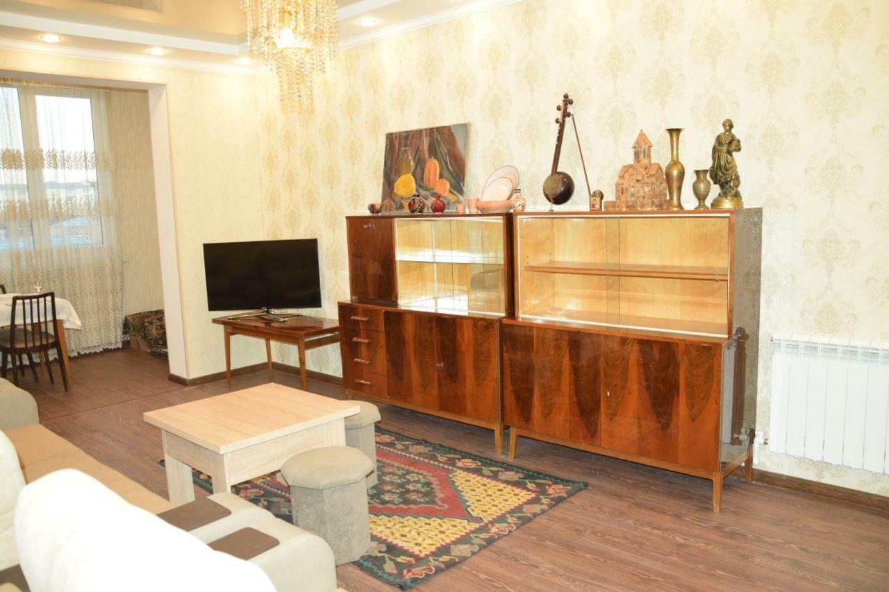 Massiv Apt يريفان المظهر الخارجي الصورة