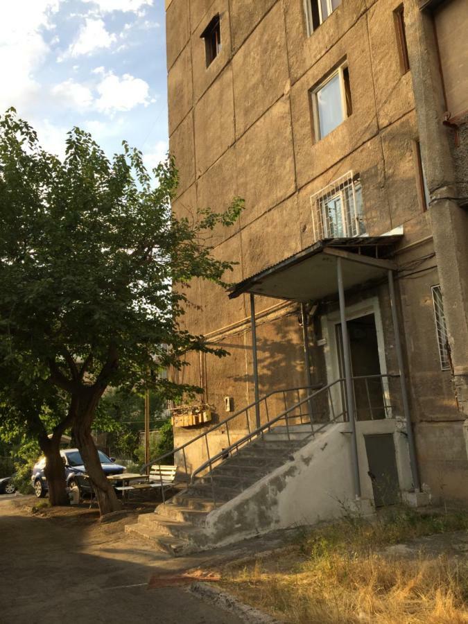 Massiv Apt يريفان المظهر الخارجي الصورة